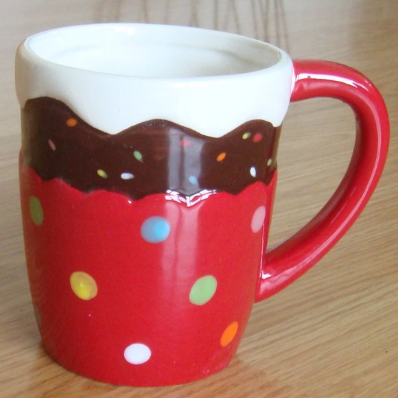 Pier 1 Cupcake Ceramic Mug - Picture 3 of 4